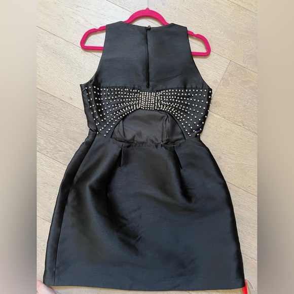 Black Kate Spade Dress. Size 8. Jeweled Back of Dress. - Picture 5 of 8